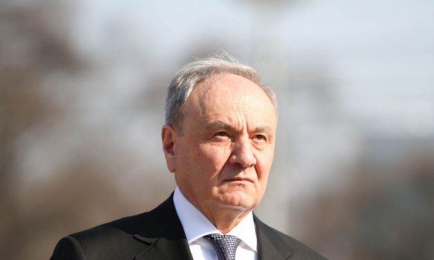 Ultimul preşedinte moldovean care sfidează Moscova?