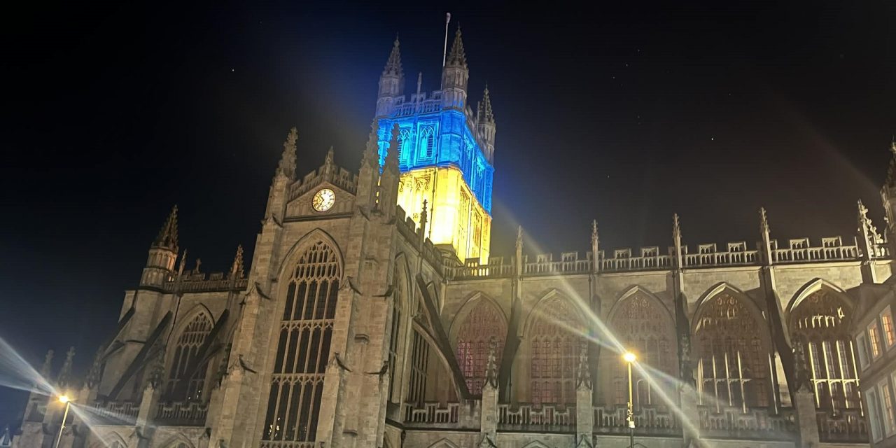 Comemorarea a 4 ani de la războiul din Ucraina în orașul Bath (Anglia)